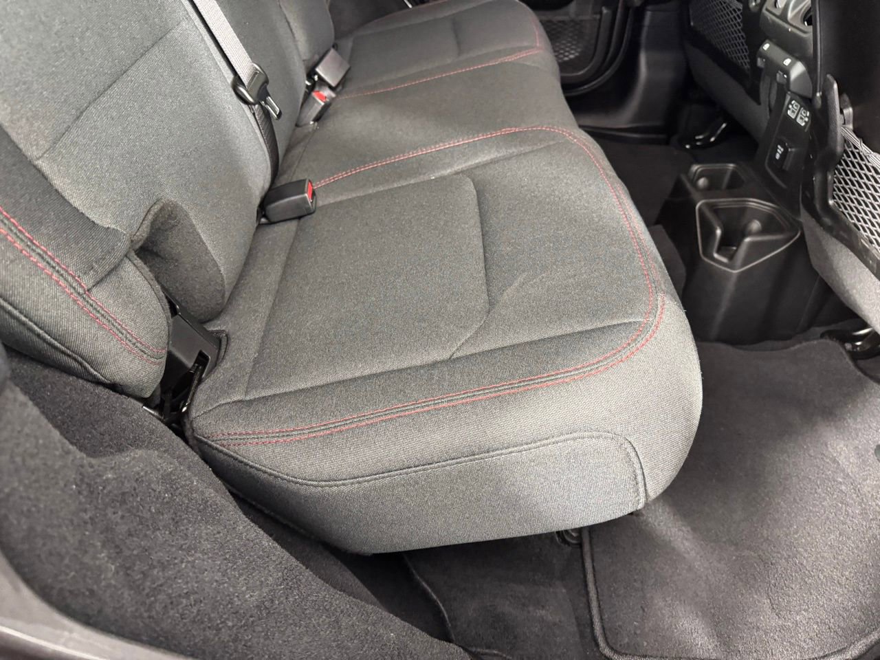 Used 2025 Jeep Wrangler Unlimited Rubicon image 29