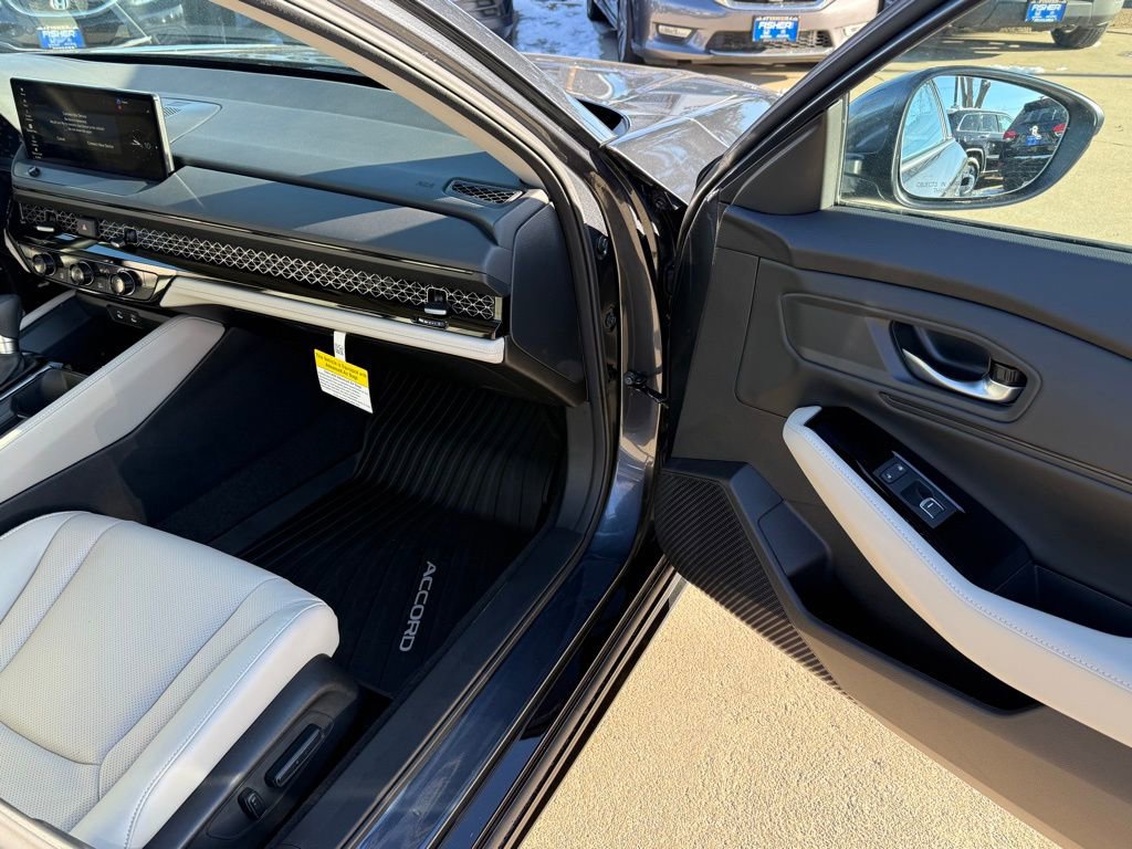 Certified 2025 Honda Accord Touring image 19