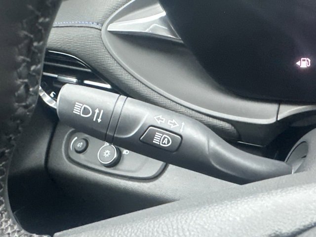 Certified 2024 Buick Envista Sport Touring w/ Convenience I Package image 21