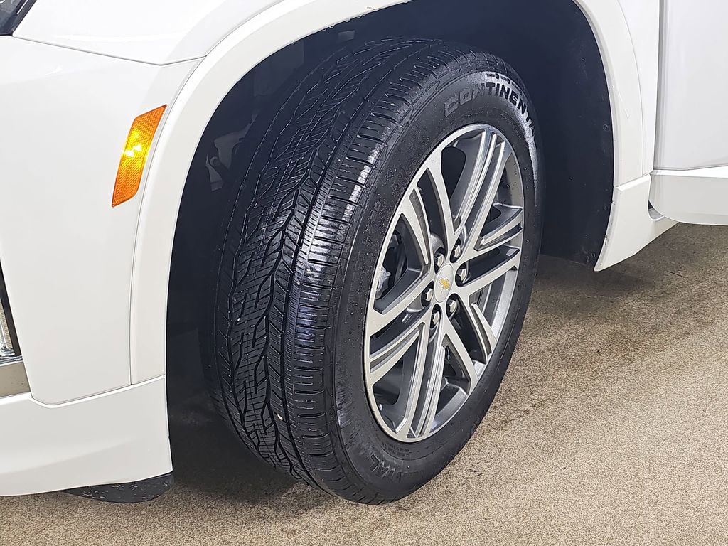 Certified 2023 Chevrolet Traverse High Country AWD/4WD image 40