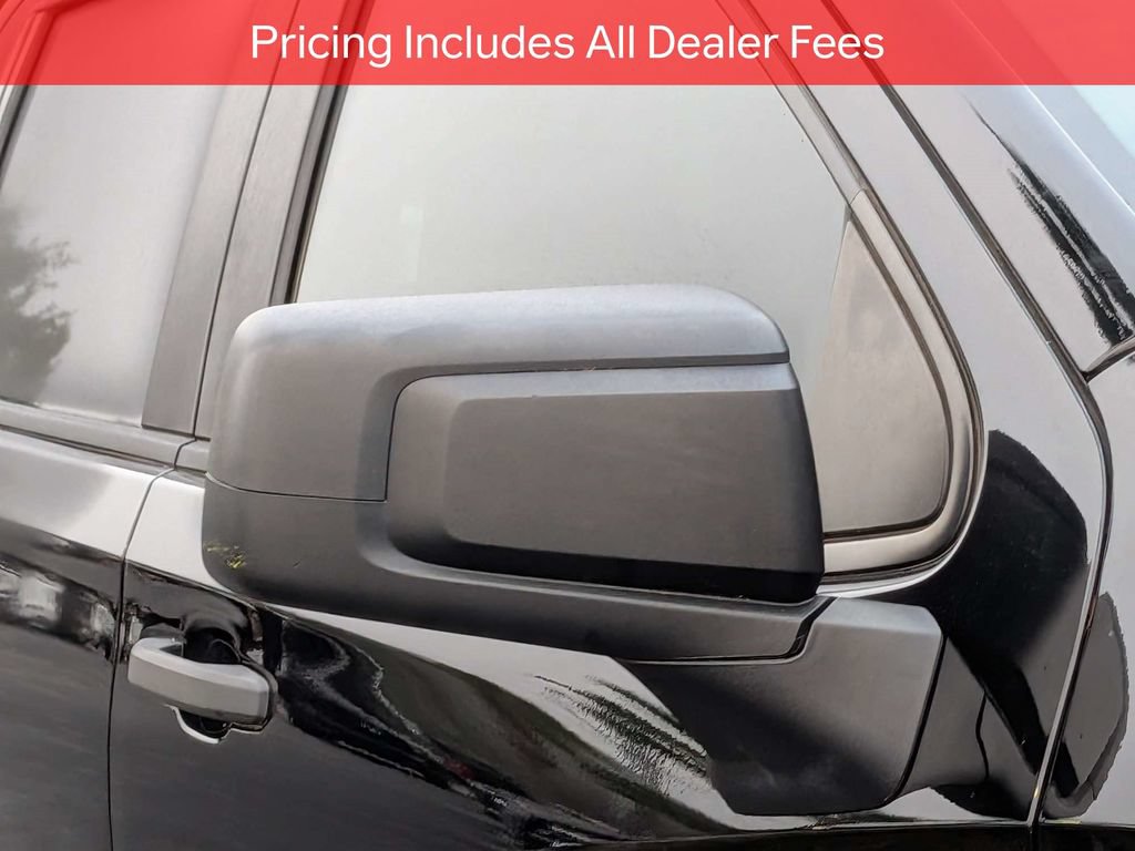 Used 2022 Chevrolet Silverado 1500 Custom w/ LPO, Dark Essentials Package RWD image 12