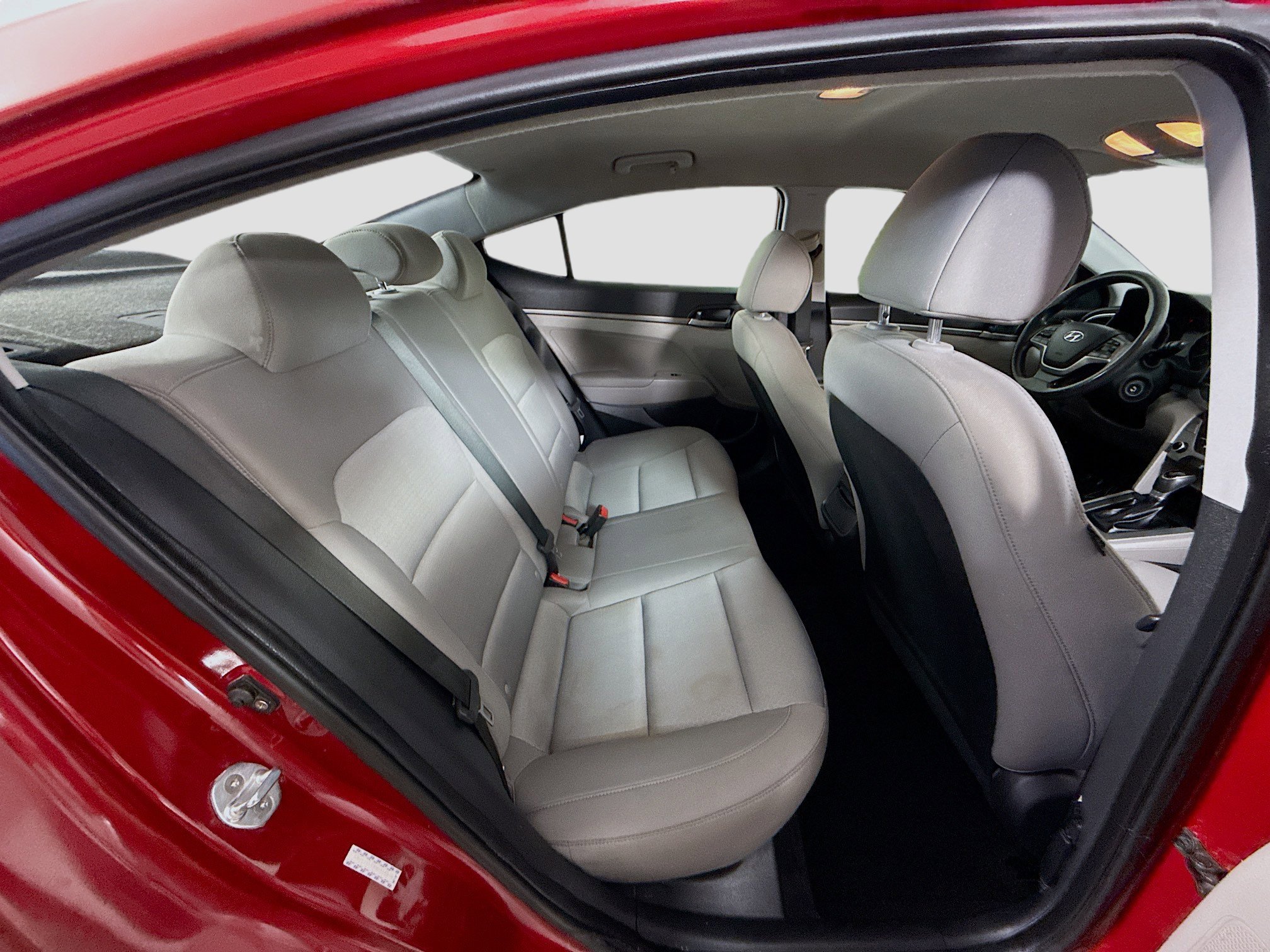 Used 2017 Hyundai Elantra SE image 26