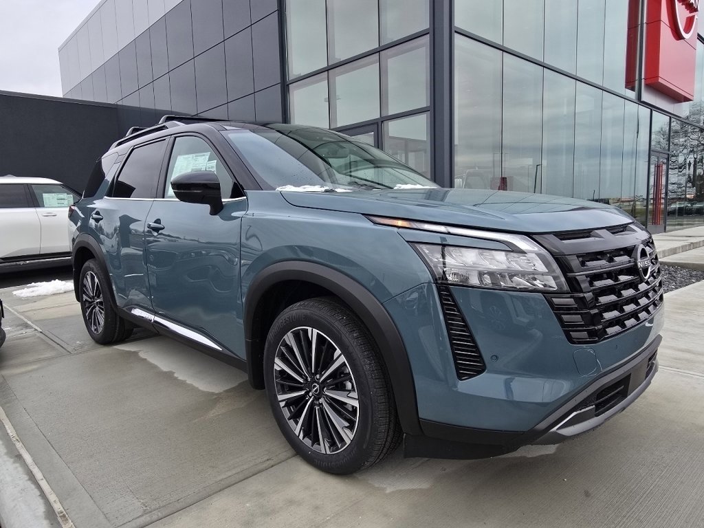 New 2026 Nissan Pathfinder Platinum w/ Accent Package image 1