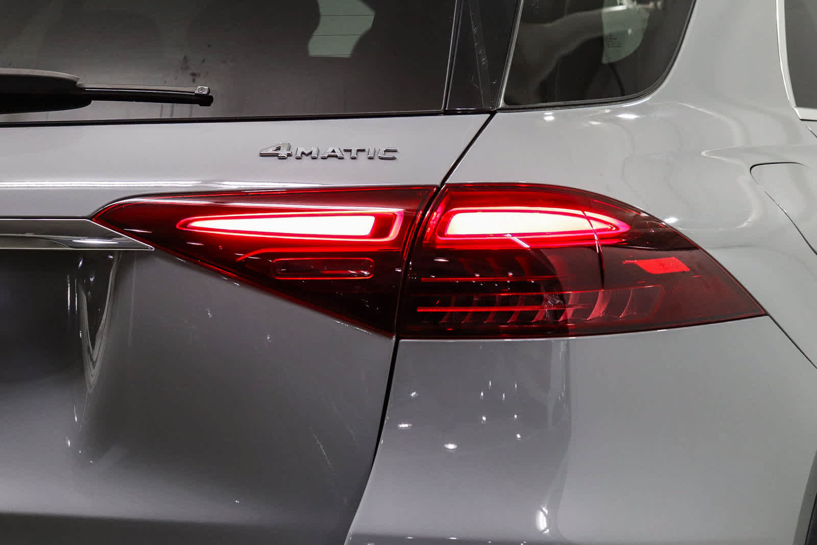 Certified 2025 Mercedes-Benz GLE 450e 4MATIC image 7
