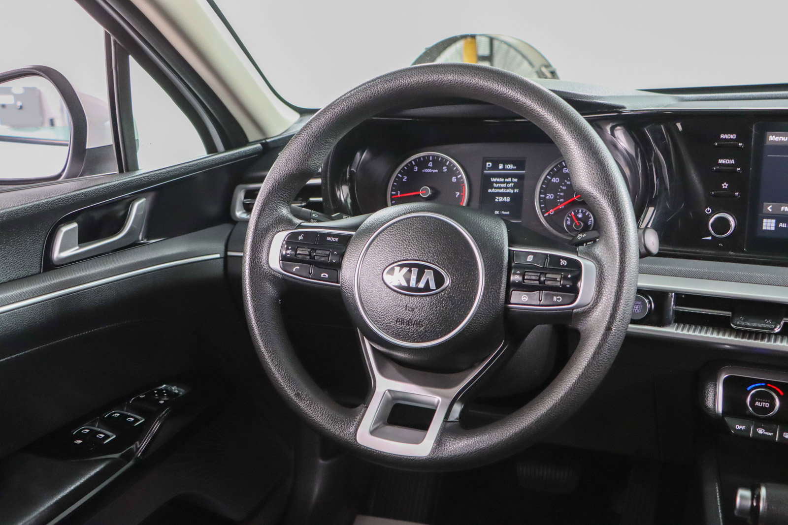 Used 2021 Kia K5 LXS FWD image 12