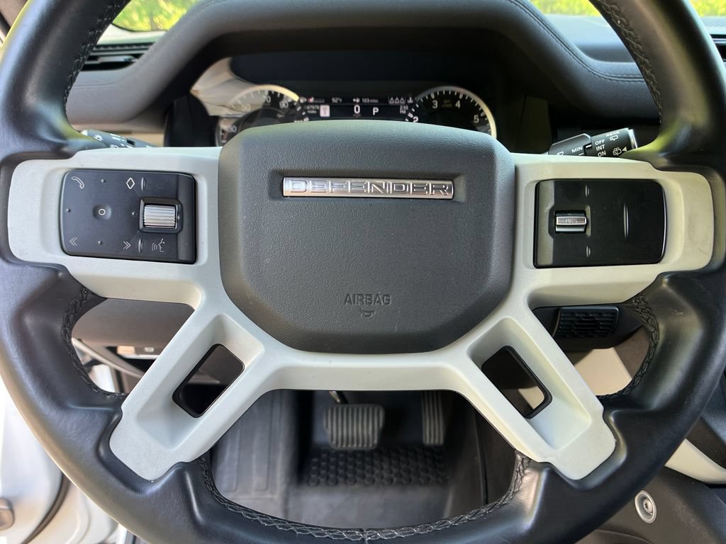 Used 2023 Land Rover Defender 110 SE AWD/4WD image 14