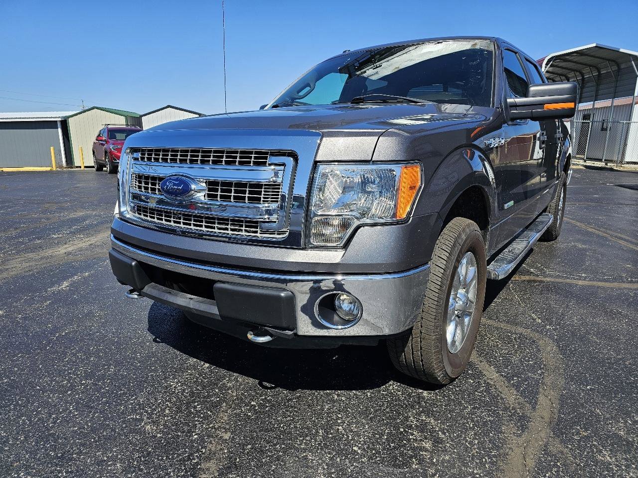 Used 2013 Ford F150 XLT w/ Luxury Equipment Group AWD/4WD image 2