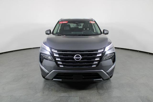 Certified 2026 Nissan Rogue SL FWD image 13