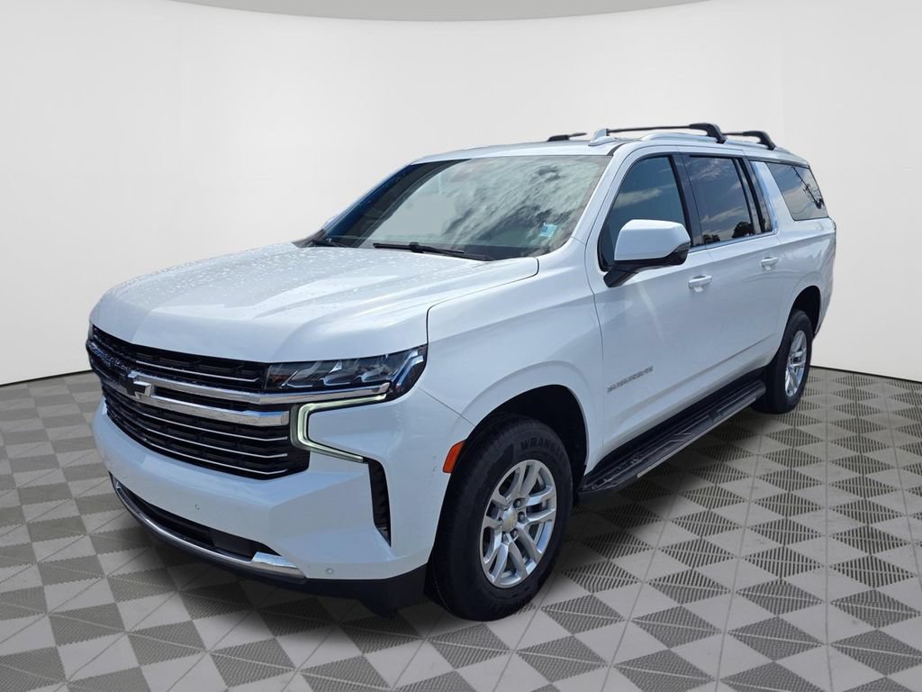 Used 2021 Chevrolet Suburban LT w/ Luxury Package RWD image 2