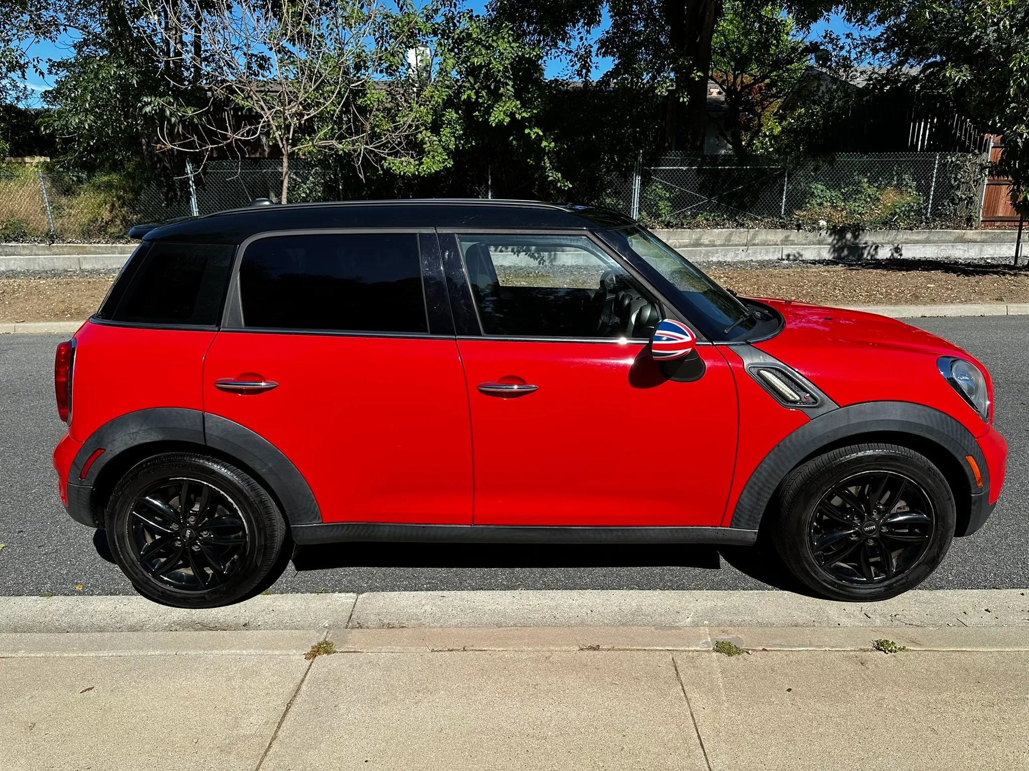 Used 2012 MINI Cooper Countryman S FWD image 7