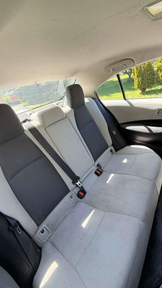 Used 2022 Toyota Corolla LE FWD image 11