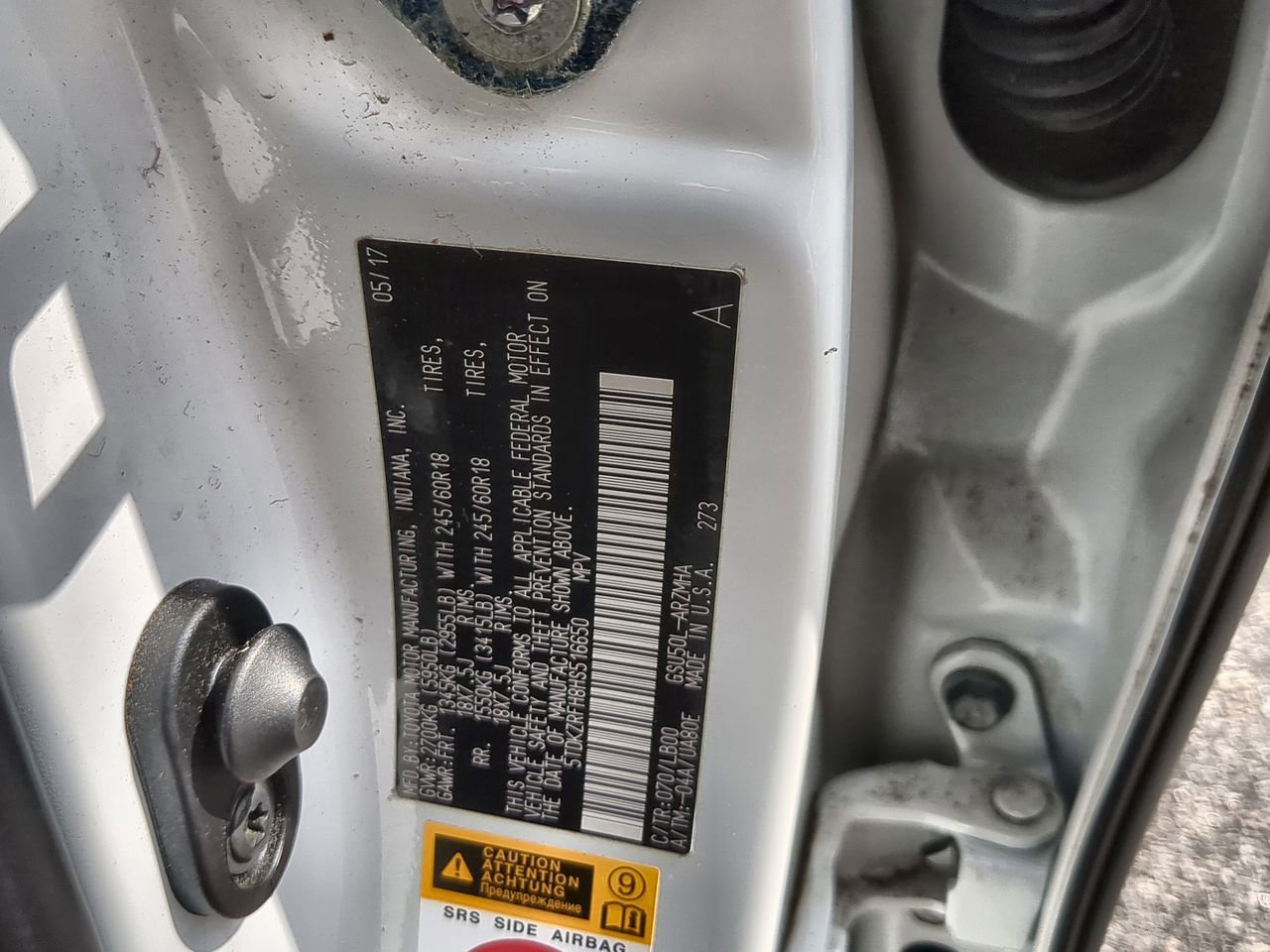 Used 2017 Toyota Highlander XLE FWD image 33