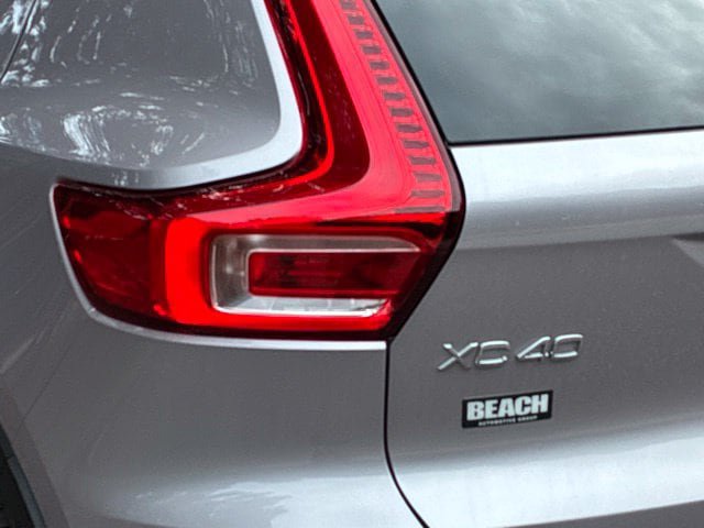 New 2026 Volvo XC40 B5 Plus w/ Protection Package Premier AWD/4WD image 14