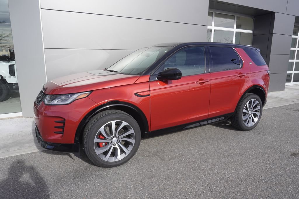 Used 2025 Land Rover Discovery Sport Dynamic SE image 3