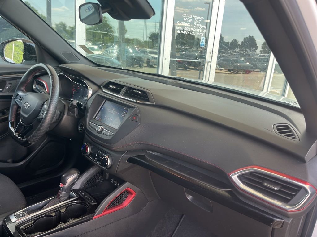 Used 2023 Chevrolet TrailBlazer RS image 23