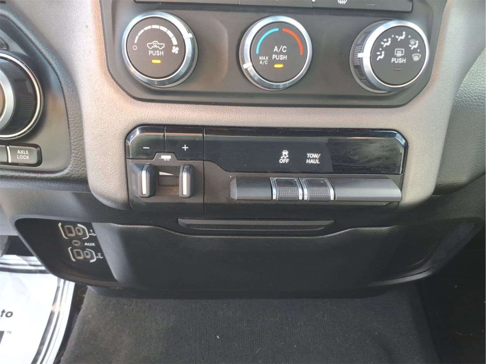 Used 2023 RAM 1500 Big Horn image 24