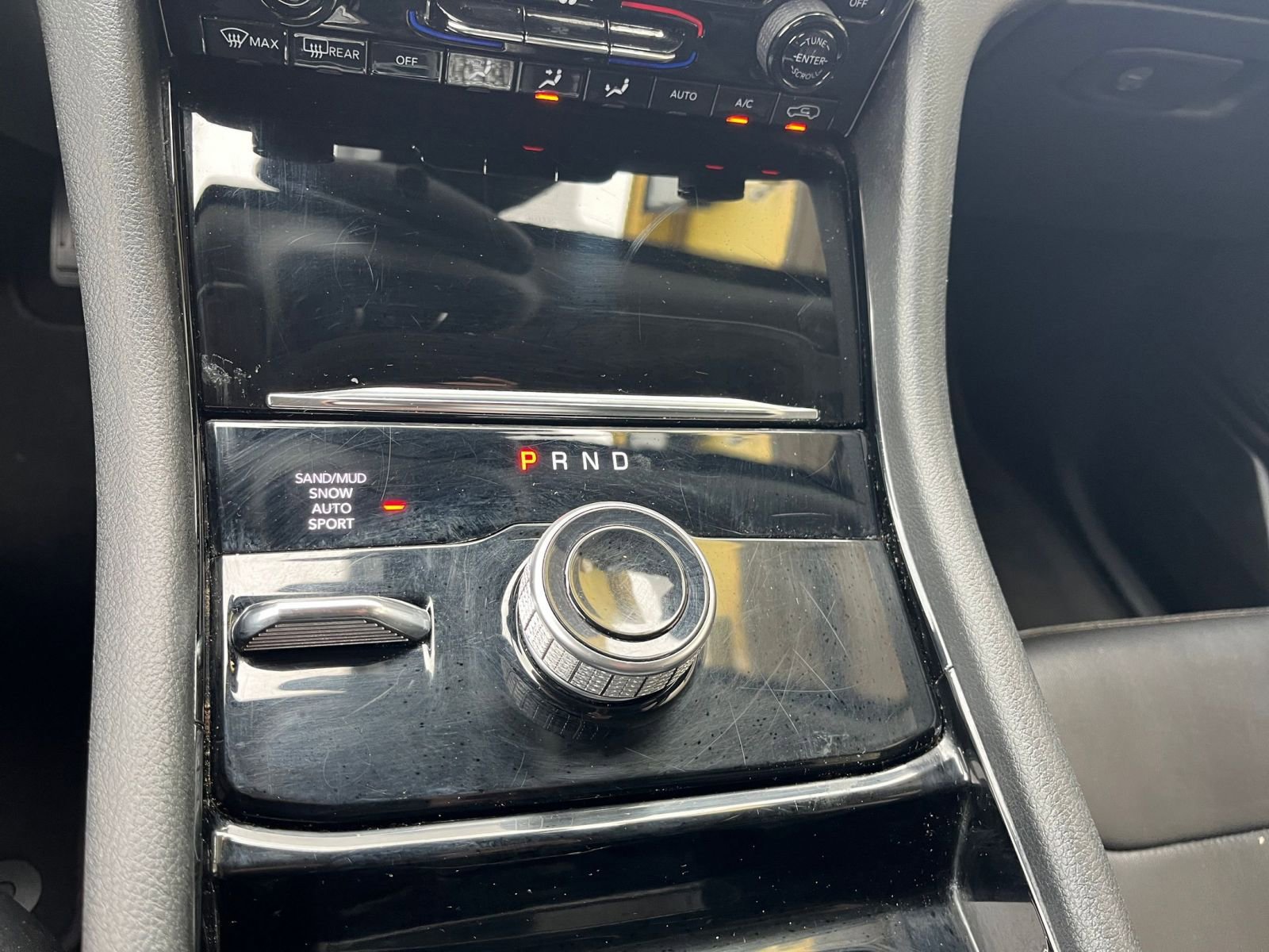 Used 2023 Jeep Grand Cherokee L Limited image 42