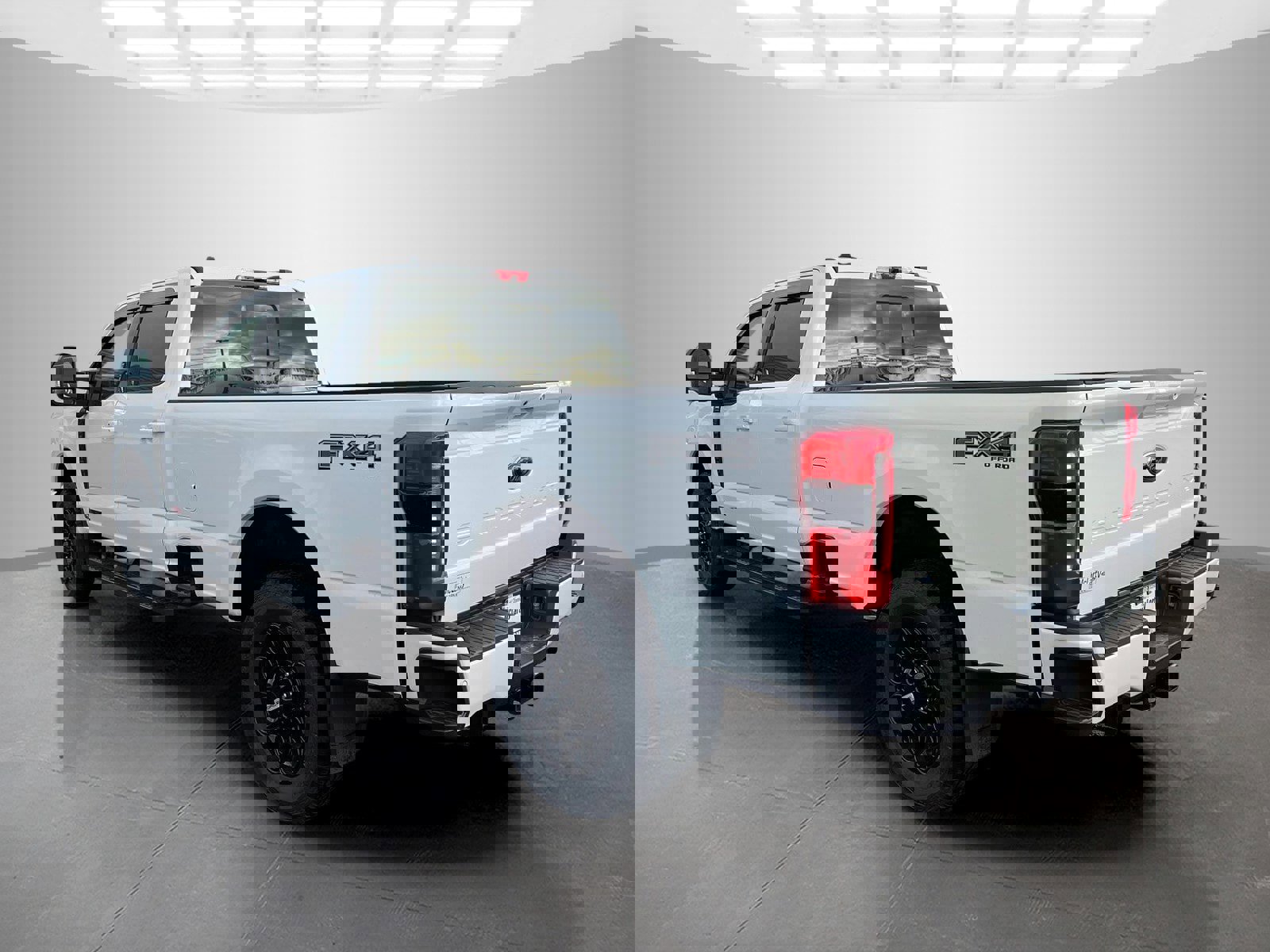 New 2026 Ford F350 Lariat w/ Black Appearance Package image 7