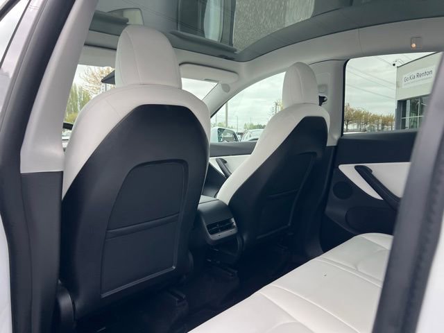 Used 2021 Tesla Model Y Long Range AWD/4WD image 13