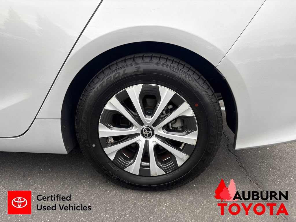 Used 2020 Toyota Prius Prime LE FWD image 11
