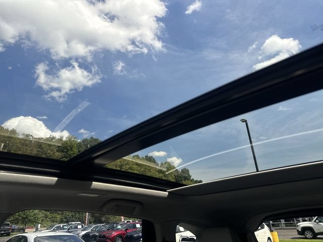 Used 2020 Acura RDX w/ Technology Package AWD/4WD image 19