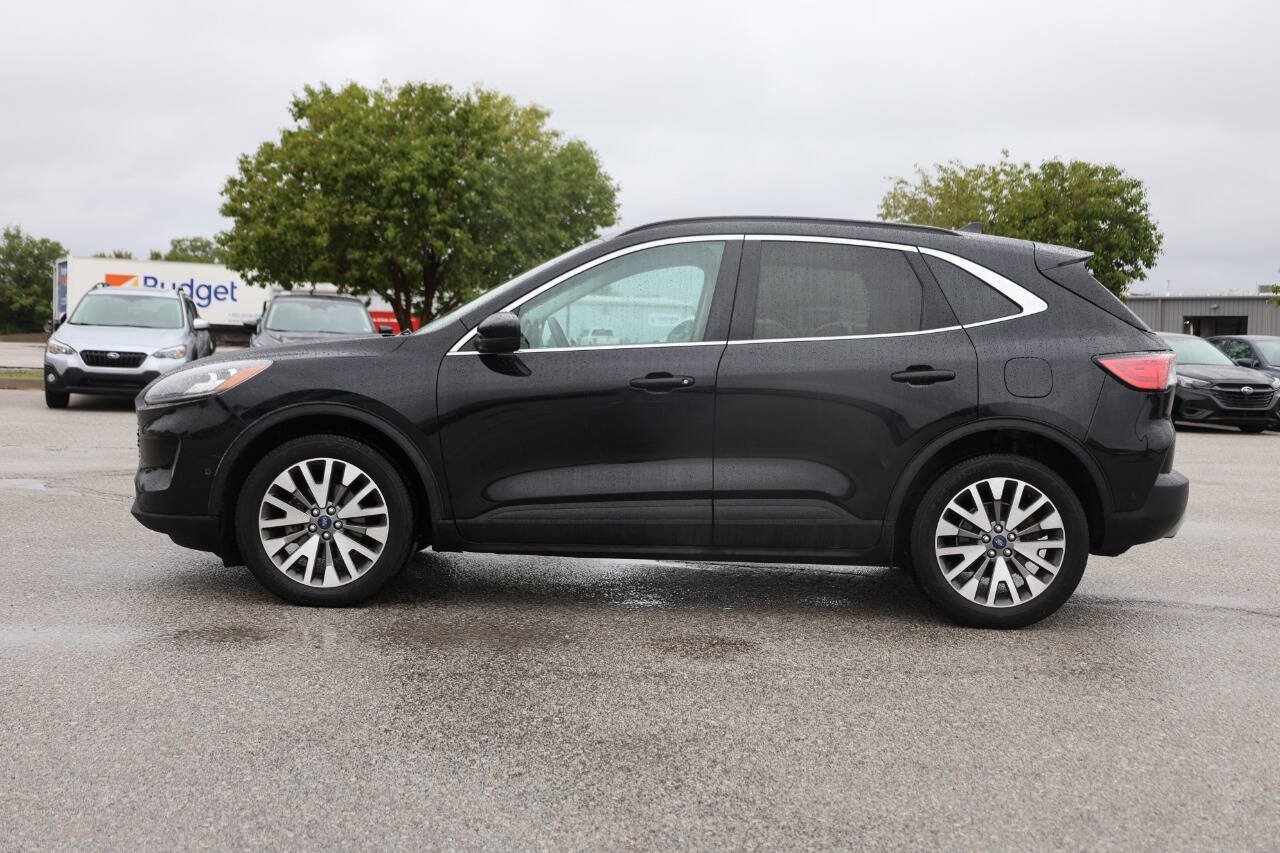 Used 2021 Ford Escape Titanium AWD/4WD image 8