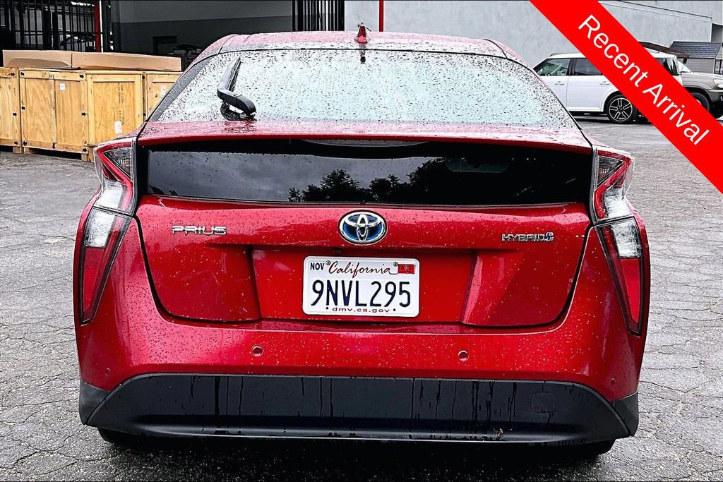 Used 2018 Toyota Prius Two w/ Prius Two Safety Plus Package FWD image 5