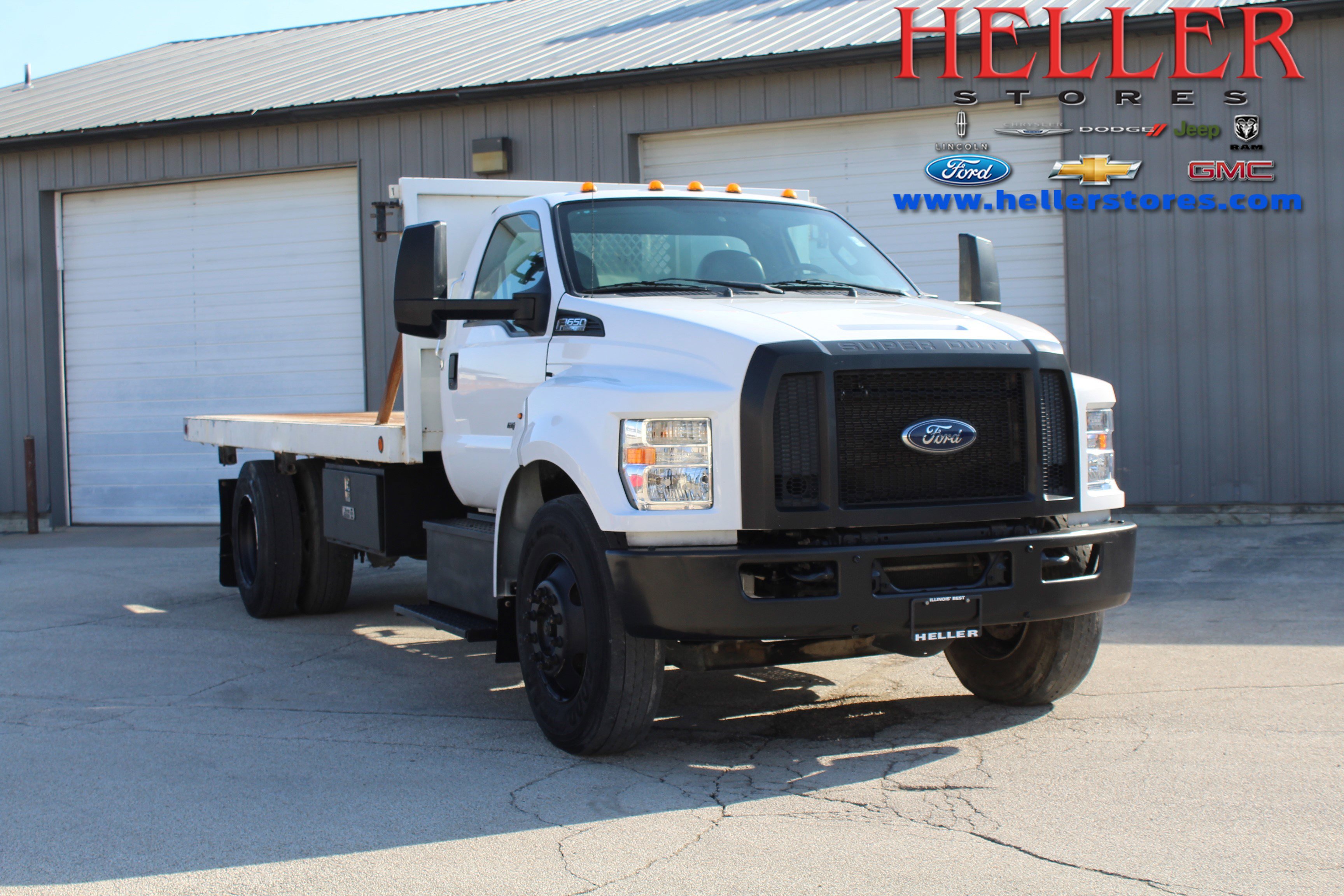 Used 2021 Ford F650 2WD Regular Cab Super Duty image 1