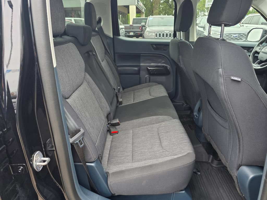 Used 2023 Ford Maverick XLT w/ Black Appearance Package FWD image 20