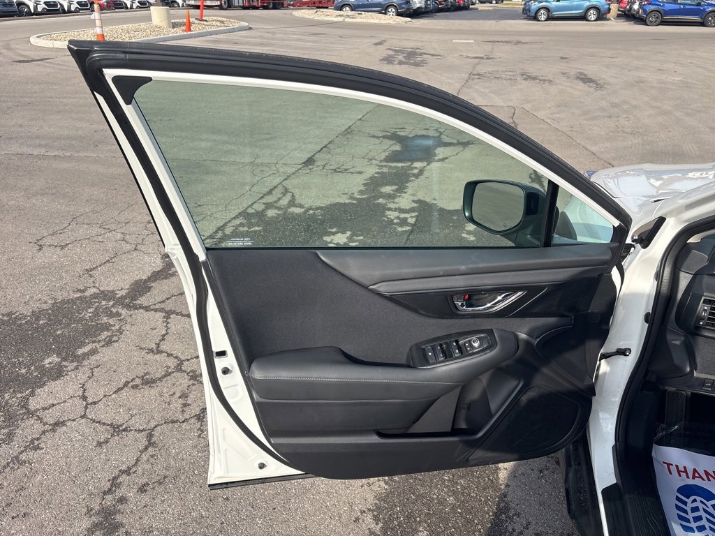 Certified 2025 Subaru Outback Premium w/ Popular Package #1A image 19