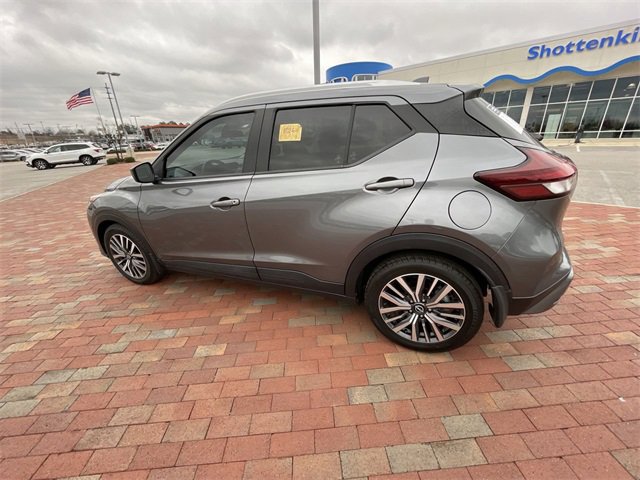 Used 2022 Nissan Kicks SV image 14