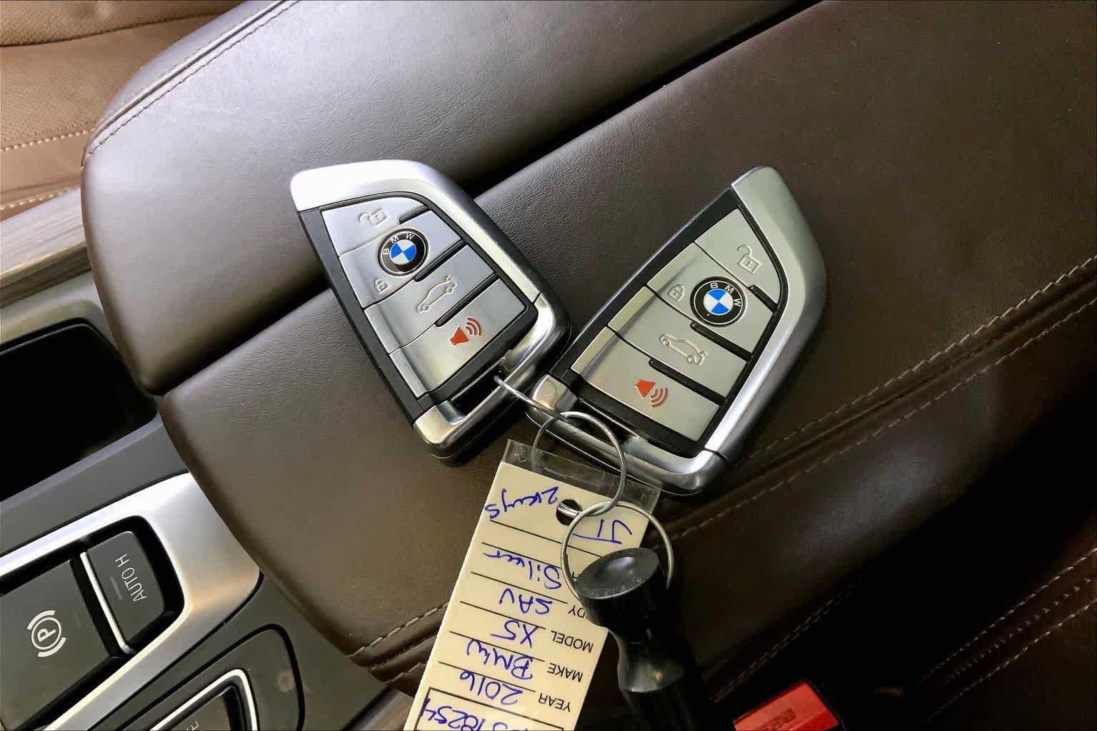 Used 2016 BMW X5 xDrive40e AWD/4WD image 14