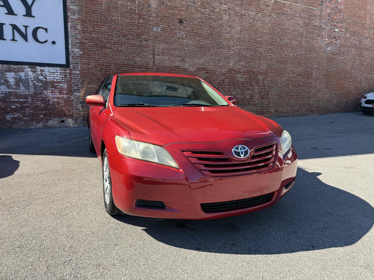 Used 2008 Toyota Camry LE FWD image 2