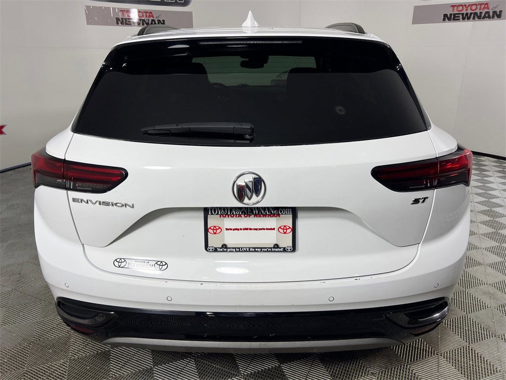 Used 2023 Buick Envision Essence w/ Sport Touring Package image 5