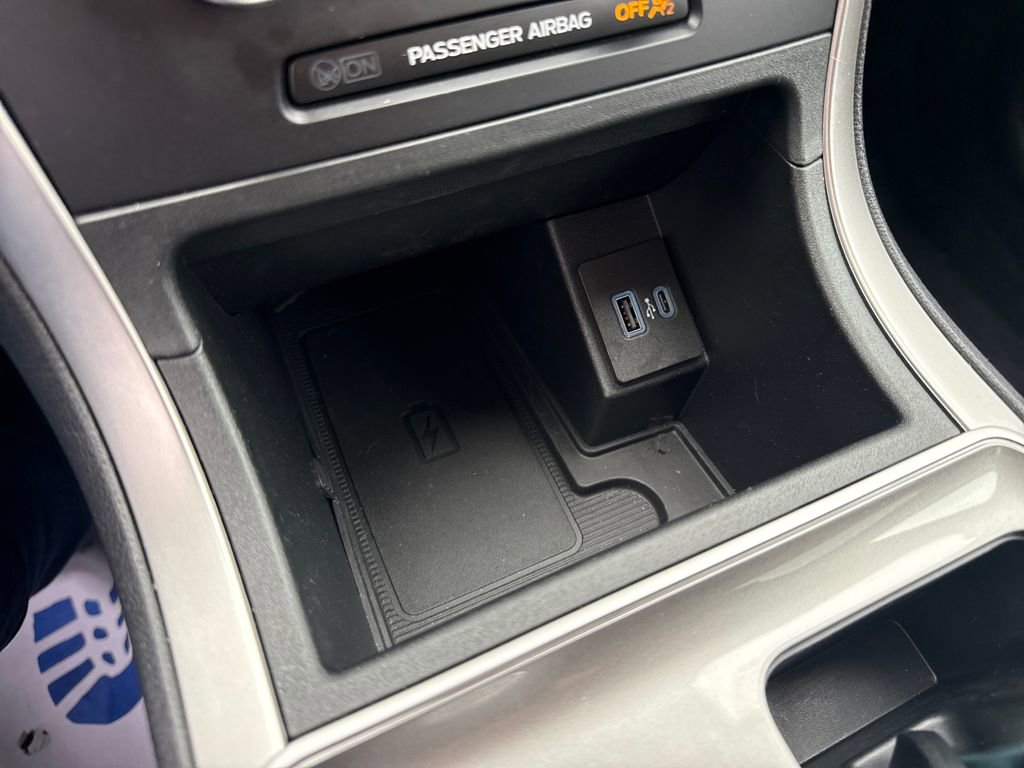 Used 2024 Ford Edge SEL w/ Convenience Package image 36