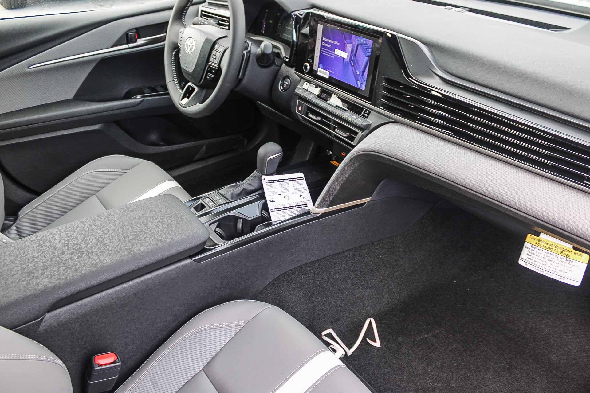 New 2026 Toyota Camry SE w/ Convenience Package FWD image 19