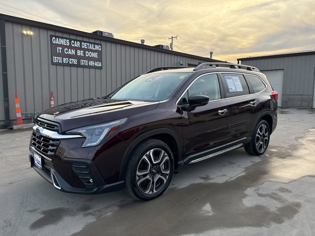 Used 2024 Subaru Ascent Touring image 3