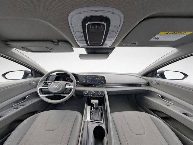 Used 2021 Hyundai Elantra SE FWD image 24