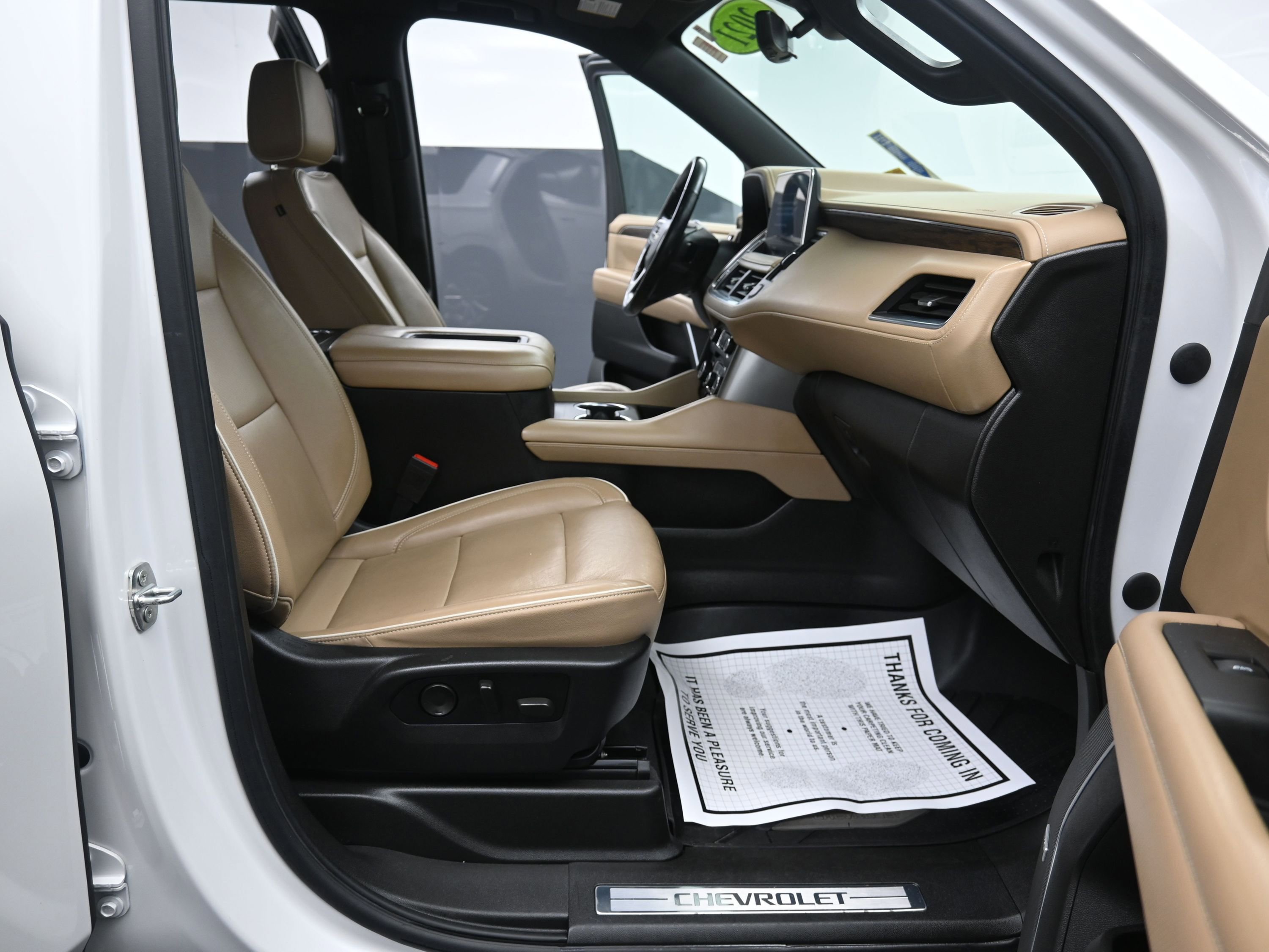 Used 2021 Chevrolet Tahoe Premier w/ Premium Package image 30