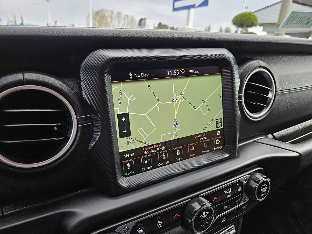 Used 2023 Jeep Wrangler Unlimited Sahara w/ Cold Weather Group image 23