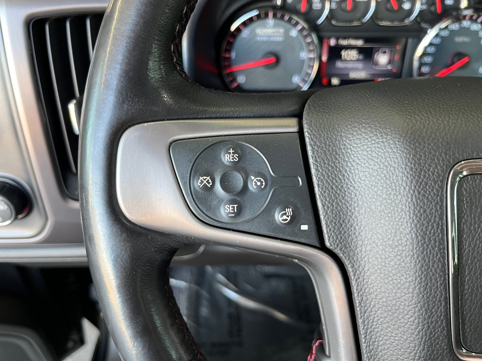 Used 2014 GMC Sierra 1500 SLT w/ All-Terrain Package AWD/4WD image 31