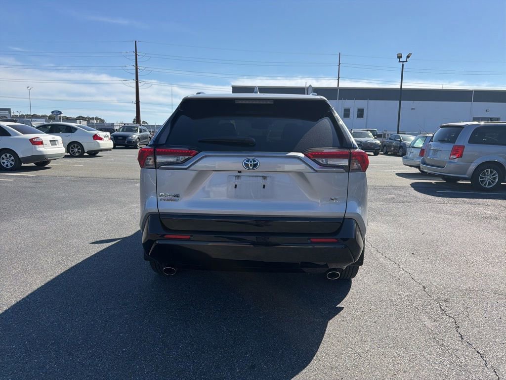 Used 2024 Toyota RAV4 SE w/ Weather & Moonroof Package AWD/4WD image 4