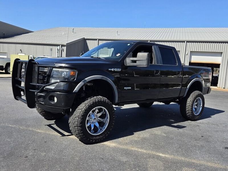 Used 2014 Ford F150 FX4 w/ Equipment Group 402A Luxury image 3