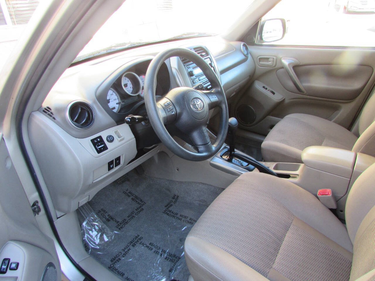 Used 2005 Toyota RAV4 2WD image 14