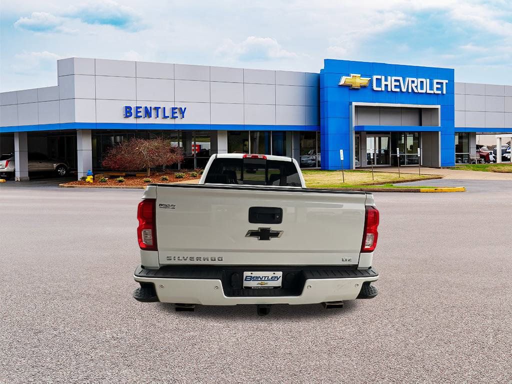 Used 2018 Chevrolet Silverado 1500 LTZ Z71 w/ LTZ Plus Package image 4