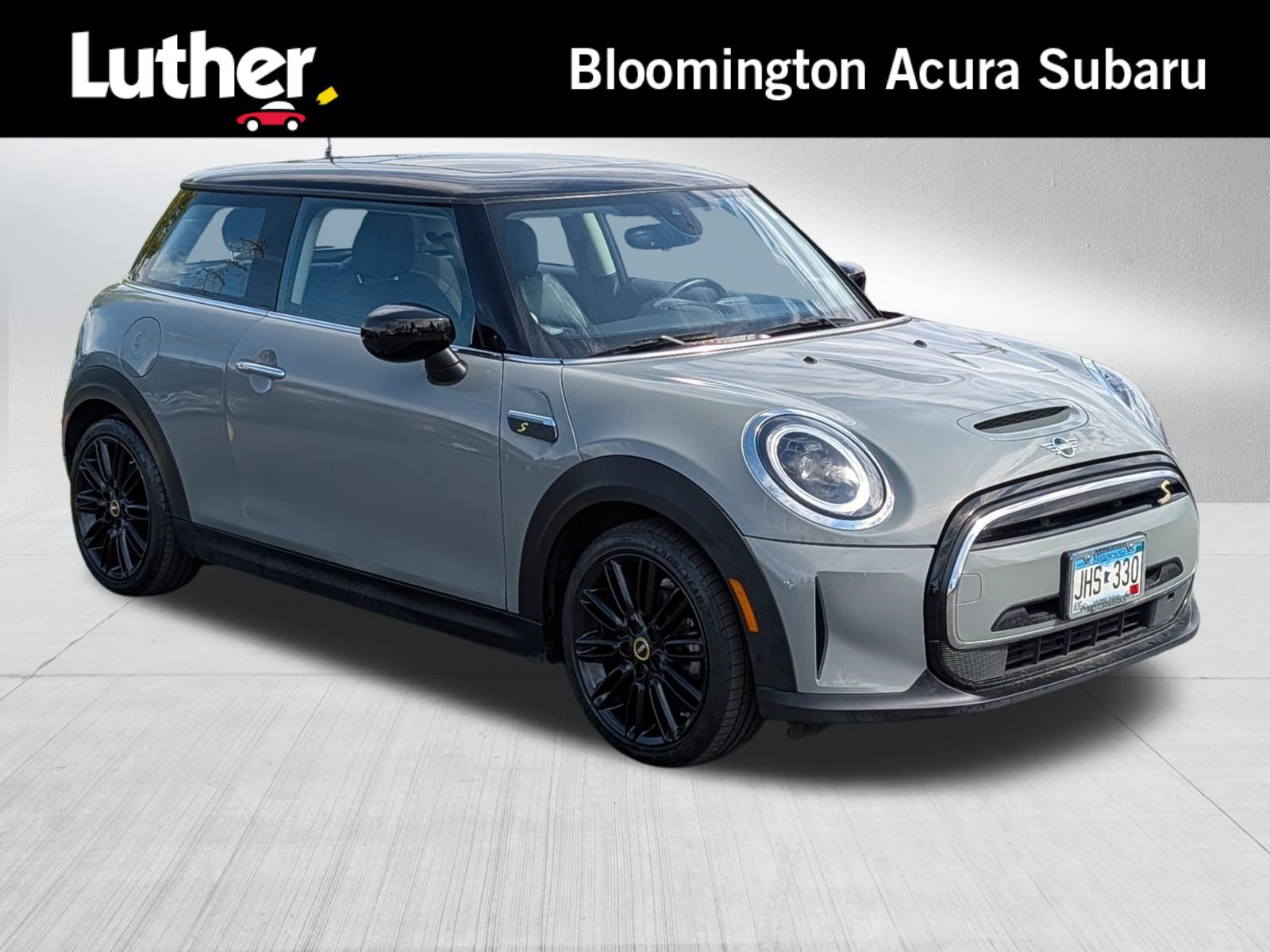 Used 2022 MINI Cooper SE FWD image 1