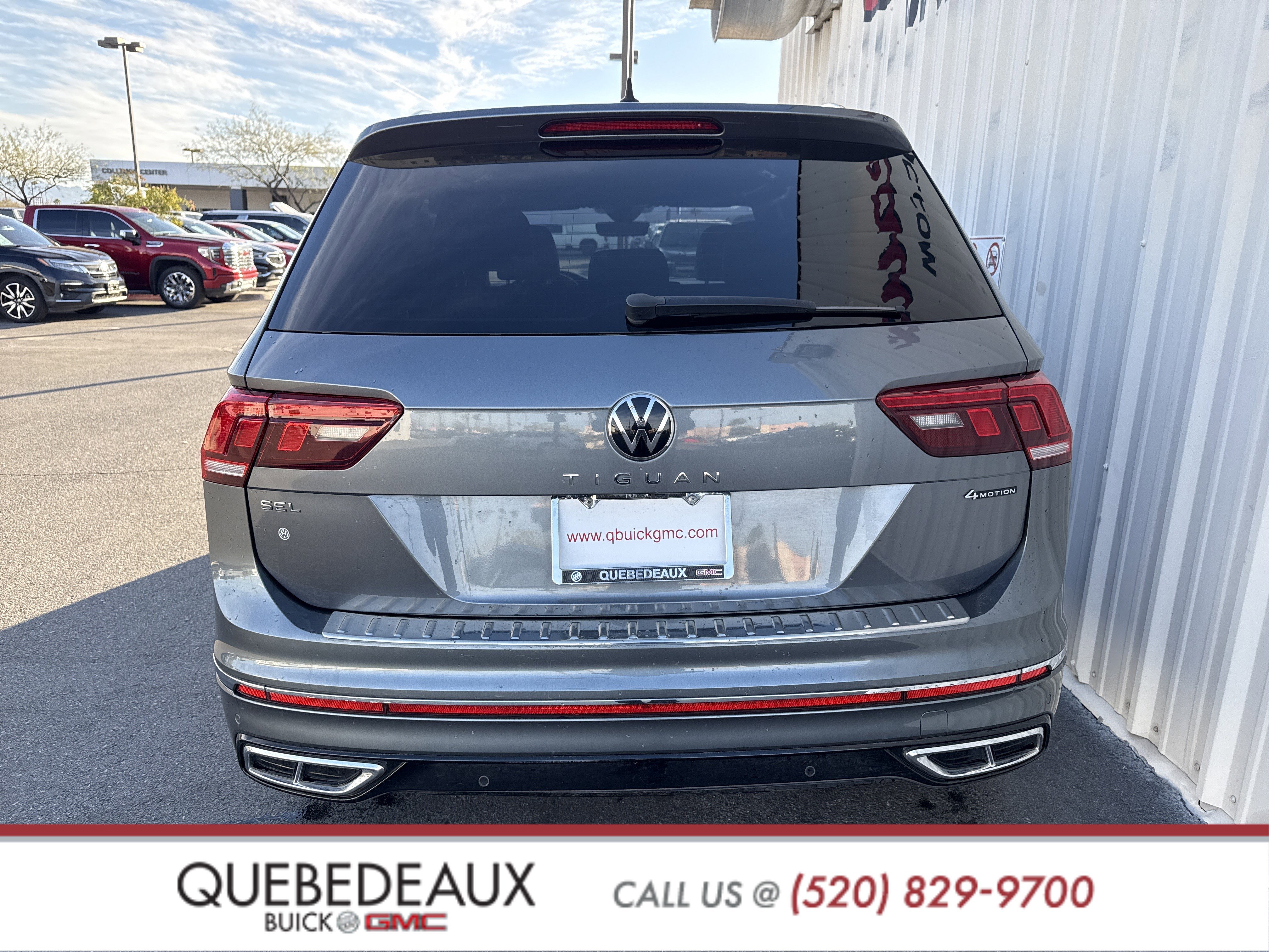 Used 2022 Volkswagen Tiguan SEL R-Line image 6