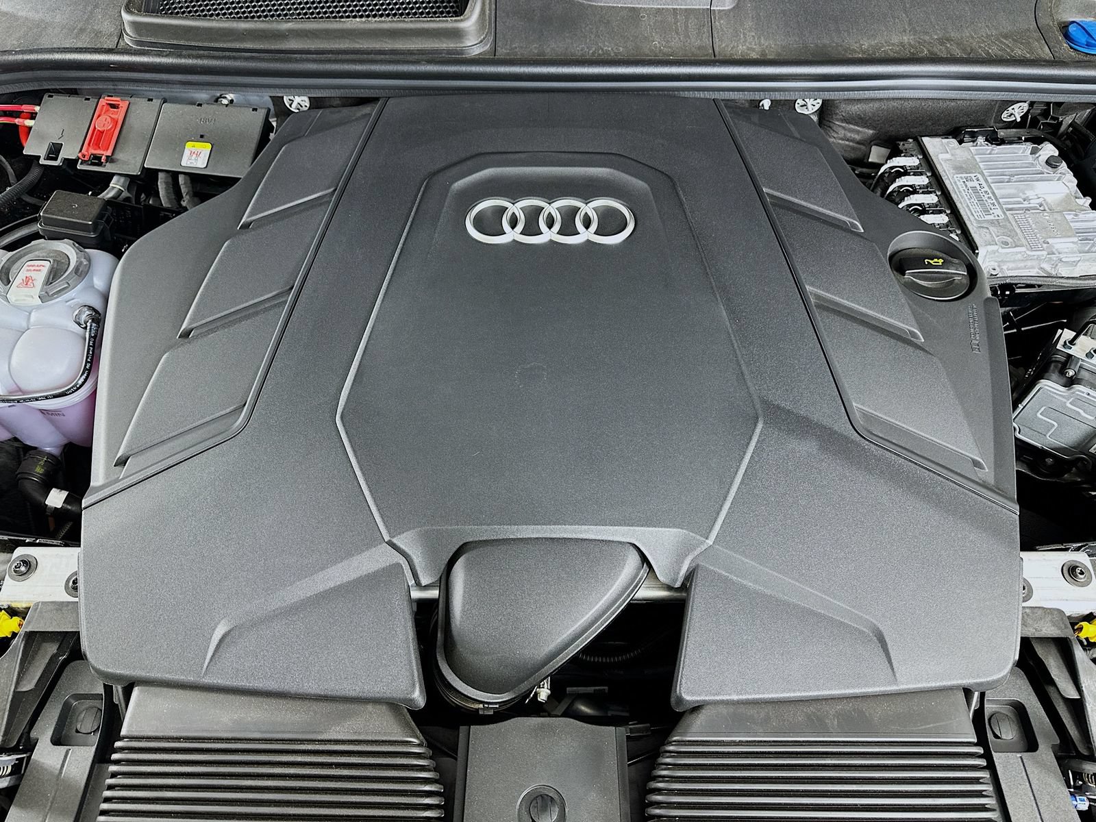 New 2026 Audi Q7 Premium Plus AWD/4WD image 13