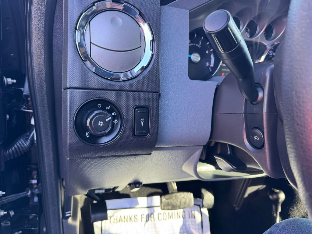 Used 2012 Ford F350 XLT w/ XLT Interior Pkg image 23