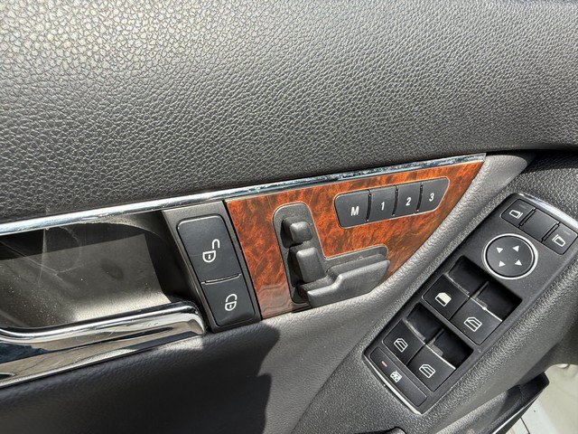 Used 2011 Mercedes-Benz C 300 4MATIC Sedan image 13
